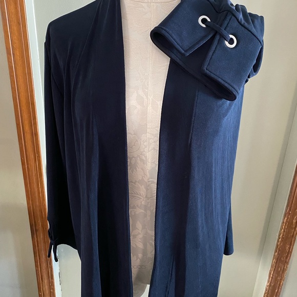 Women Spring Jacket - Picture 2 of 2